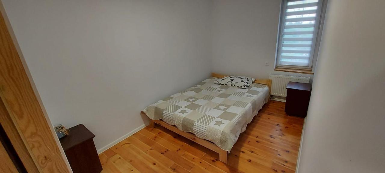 Domek nad jeziorem Koszajny Zewnętrze zdjęcie