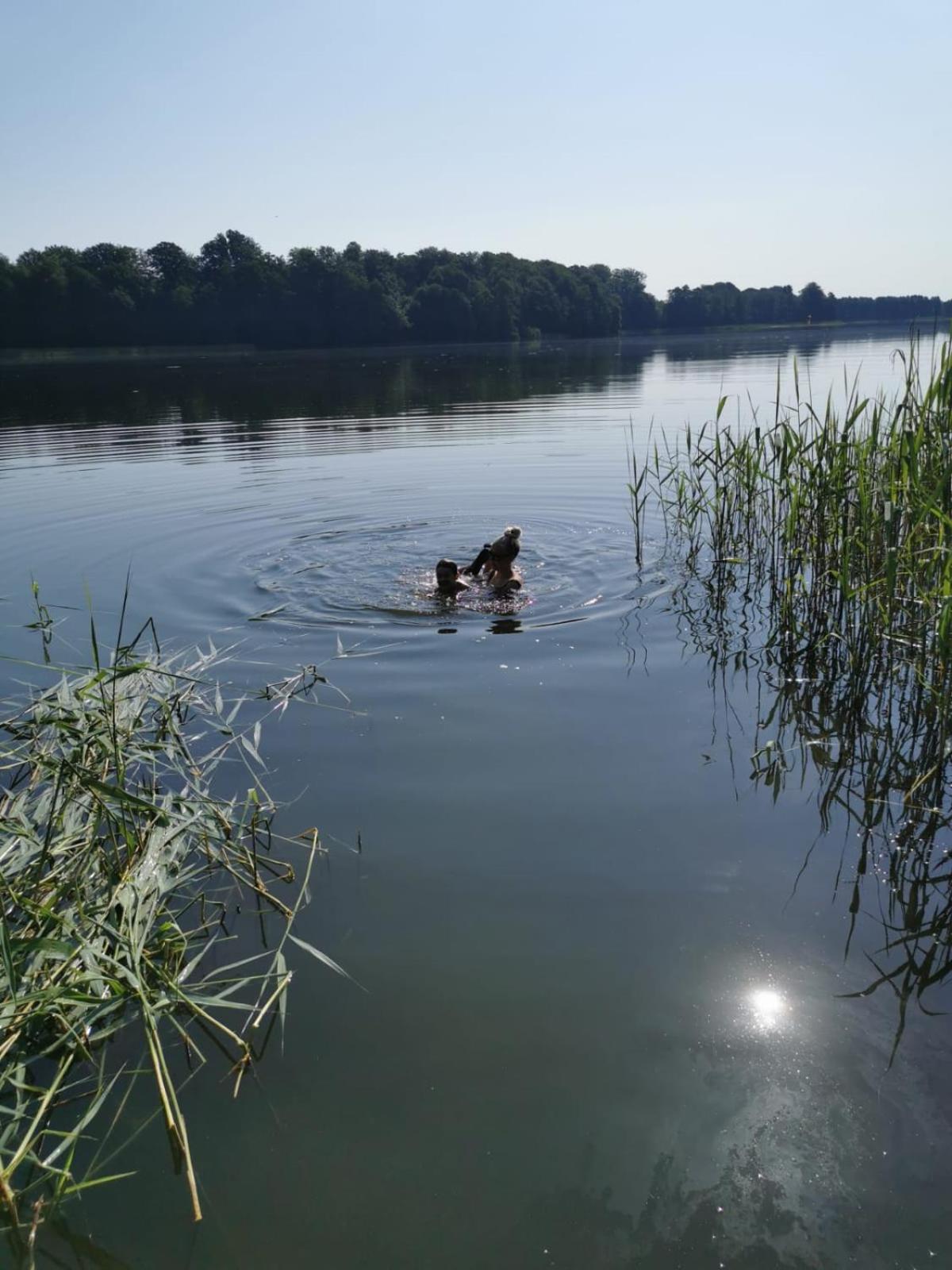 Domek nad jeziorem Koszajny Zewnętrze zdjęcie